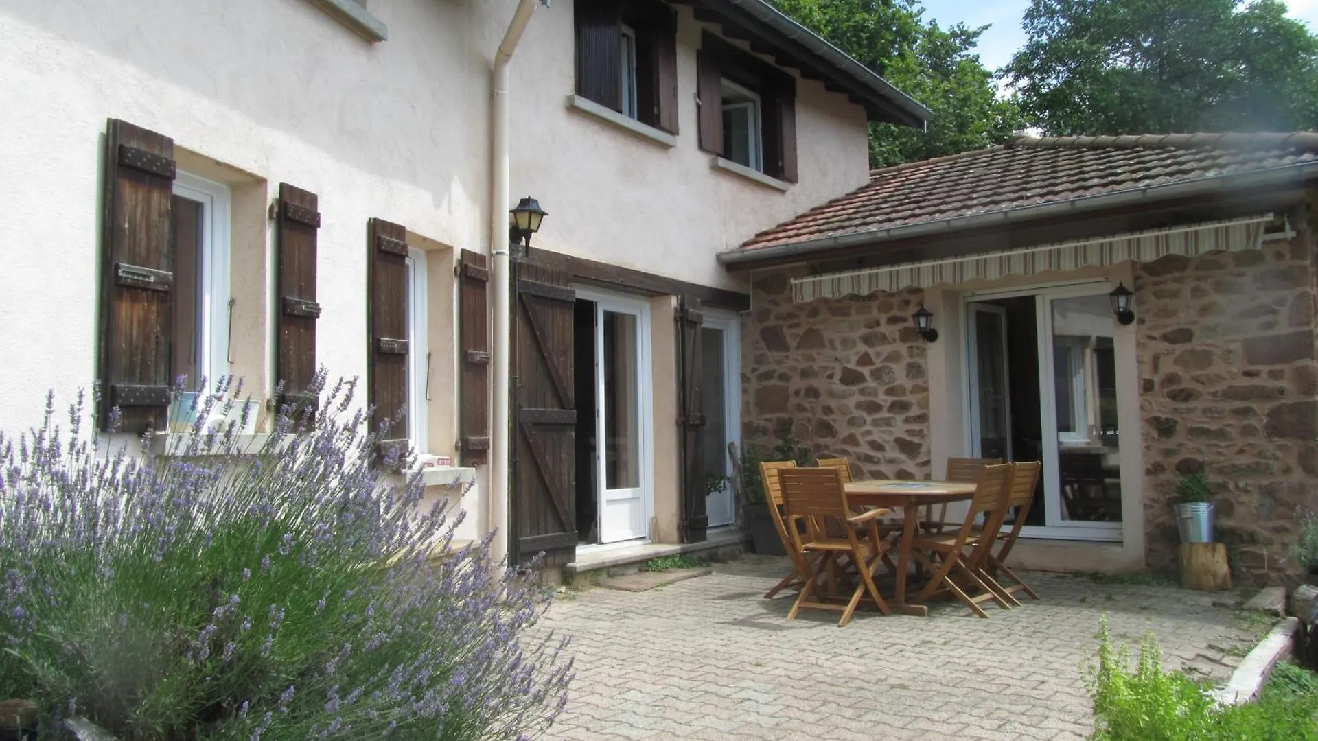 Maison Dans Le Beaujolais Vert Thizy-les-Bourgs فرنسا